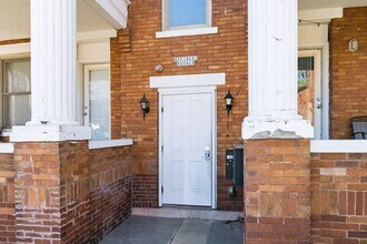 313-315 Chittenden Ave in Columbus, OH - Foto de edificio - Building Photo