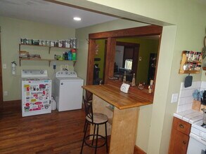 718 Cliff St in Ithaca, NY - Building Photo - Building Photo