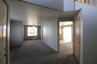 8708 Overland Ct in Pasco, WA - Building Photo - Building Photo