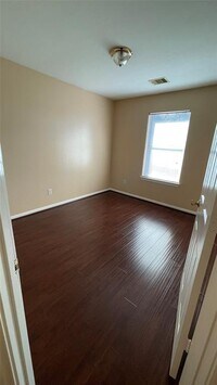 7816 Comal St photo'