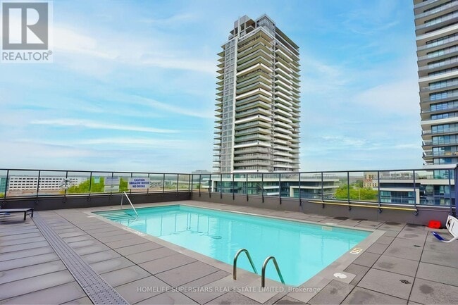 1480 Bayly St in Pickering, ON - Building Photo - Building Photo