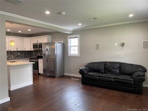 189 Merwin Ave in Milford, CT - Foto de edificio - Building Photo