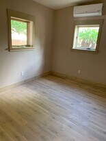 425 E Coronado Rd in Santa Fe, NM - Building Photo