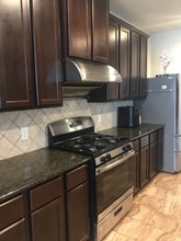 10043 S Whimbrel Cir in Conroe, TX - Foto de edificio - Building Photo