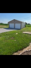 7401 Carson School Rd in Mount Vernon, IN - Building Photo - Building Photo