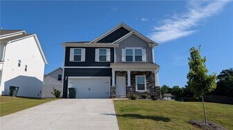 405 Sonoma Ct in Seneca, SC - Building Photo