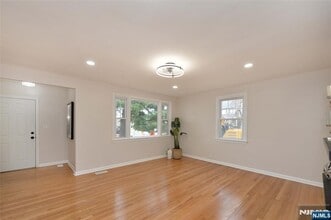 16 Liberty St in Little Ferry, NJ - Building Photo - Building Photo