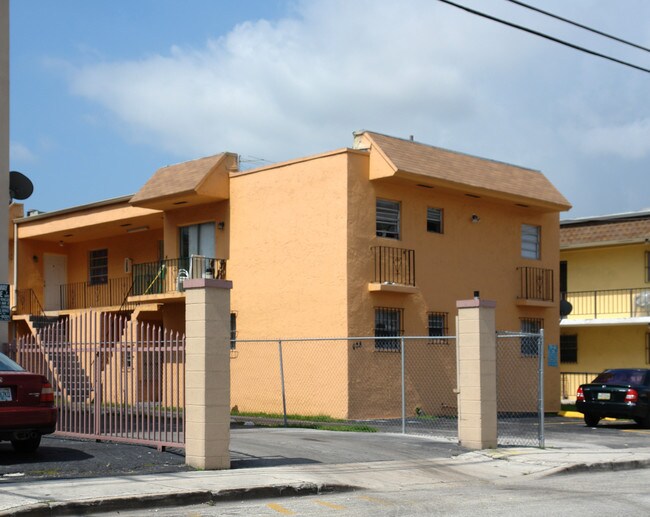 428 SW 6th St in Miami, FL - Building Photo - Building Photo