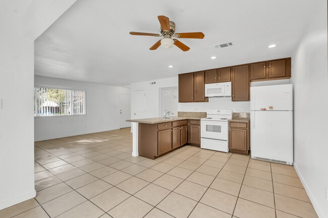 812 Carro Dr, Unit 1