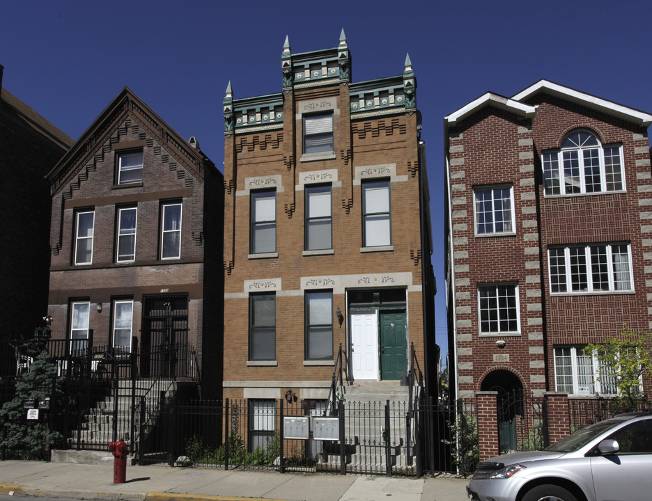 1332 N Cleaver St in Chicago, IL - Building Photo