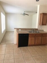 219 Hiver St in Kyle, TX - Building Photo - Building Photo