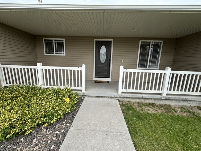 property at 1489 E 15th N