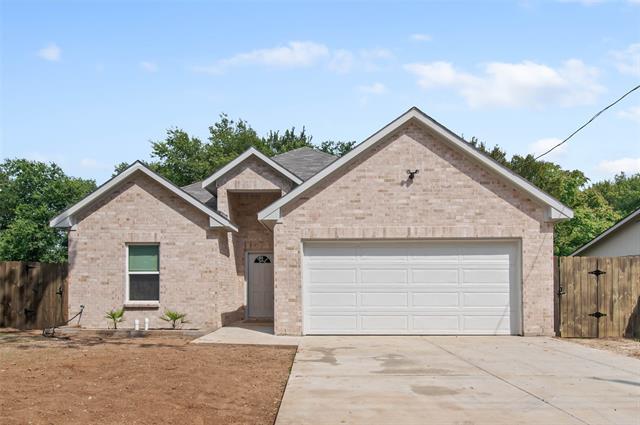 2006 Throckmorton St in Gainesville, TX - Building Photo - Building Photo