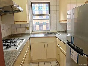 50 Bayard St in New York, NY - Building Photo - Building Photo