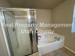 4728 N Sunset Way in Lehi, UT - Building Photo - Building Photo