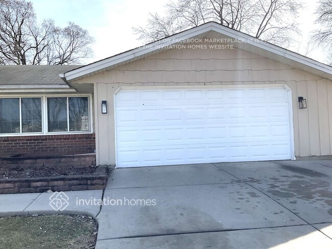 433 Janine Ln in Schaumburg, IL - Building Photo - Building Photo