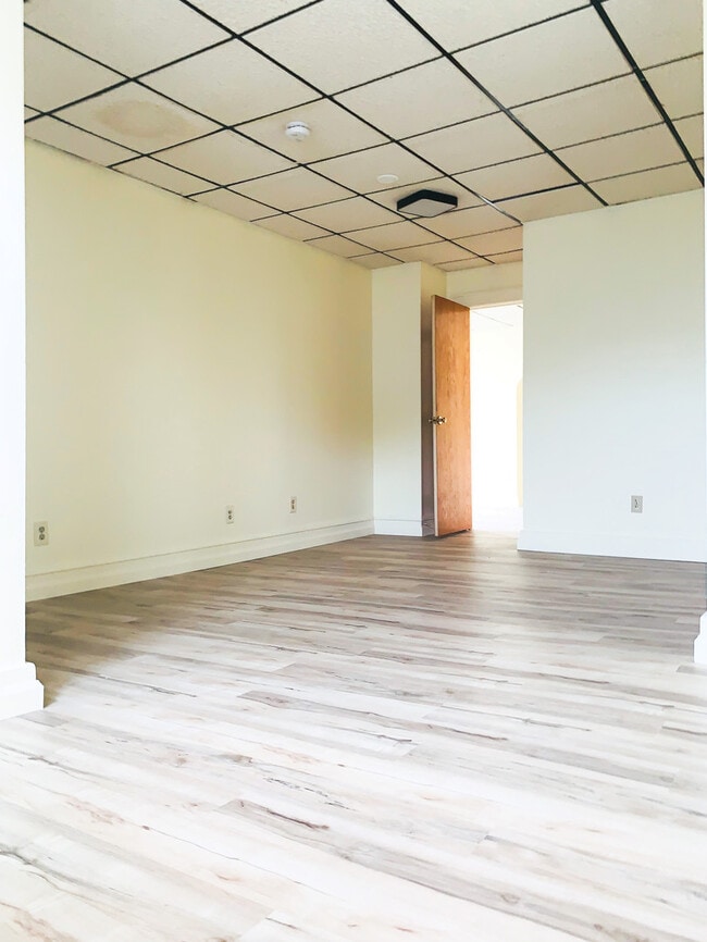 property at 148 N Champlain St