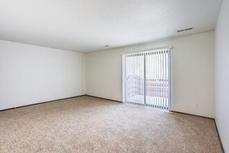 Hawkeye Apartments in Dubuque, IA - Foto de edificio - Interior Photo
