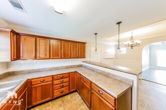 196 Rossburg Dr in Calera, AL - Building Photo - Building Photo