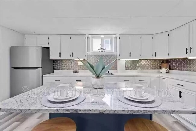 5 Locust Ave in Worcester, MA - Building Photo - Building Photo
