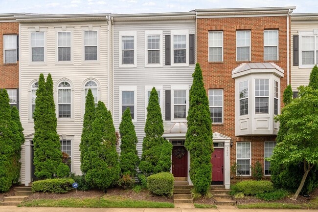 property at 5804 Summers Grove Rd