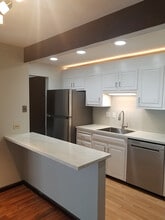 91 Country Squire Drive Unit G in Cromwell, CT - Building Photo - Building Photo