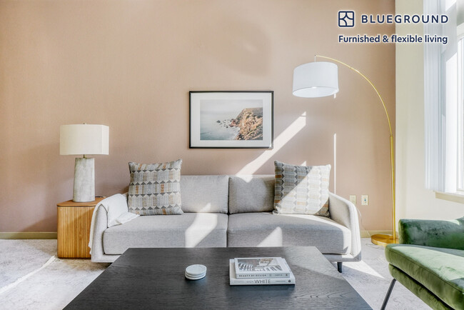 5200 Iron Horse Pkwy-Unit -FL4-ID1420 in Pleasanton, CA - Foto de edificio - Building Photo