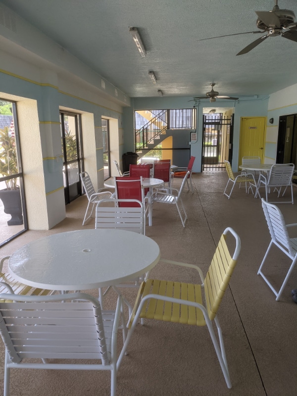 1118 Apple Terrace in Leesburg, FL - Foto de edificio - Building Photo