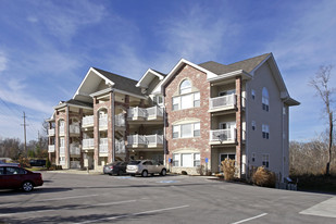 Oakridge Apartments