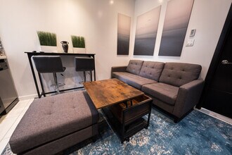 5 W 101st St, Unit ID1032004P in New York, NY - Building Photo - Building Photo