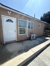 760 N Olive St, Unit C in Anaheim, CA - Building Photo - Building Photo