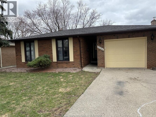 property at 3154 Regis Ave