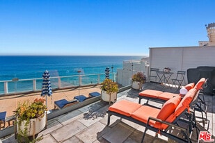 27400 Pacific Coast Hwy in Malibu, CA - Building Photo