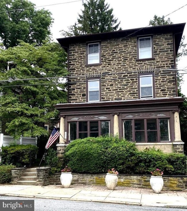 property at 7905 Ardleigh St