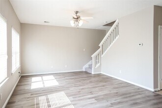 8023 Louise Oak Ct in Spring, TX - Building Photo - Building Photo