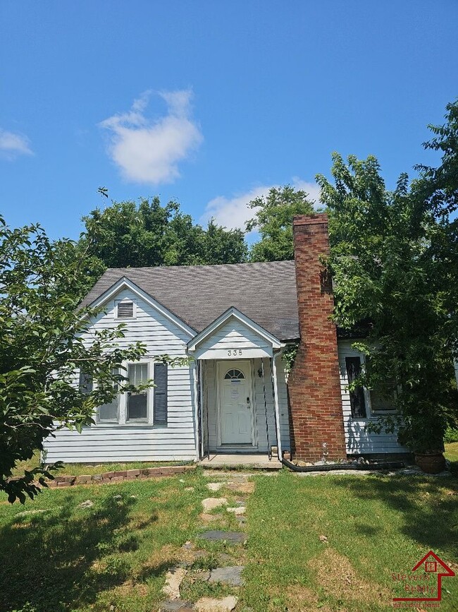 property at 338 Perrolee St