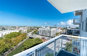 1688 West Ave, Unit # 805 in Miami Beach, FL - Foto de edificio - Building Photo