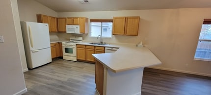 740 Autumn Meadows Dr in Rio Rancho, NM - Building Photo - Building Photo