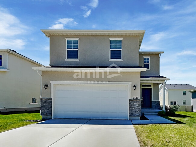 property at 2330 E Wild Horse Way