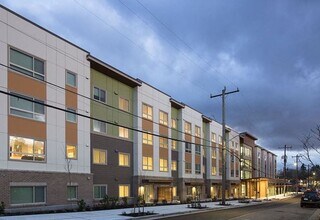 SPOKANE AT RAINIER COURT a 55+ Affordable in Seattle, WA - Foto de edificio - Building Photo