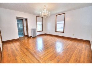 48 Dartmouth St-Unit -2 in Somerville, MA - Building Photo - Building Photo