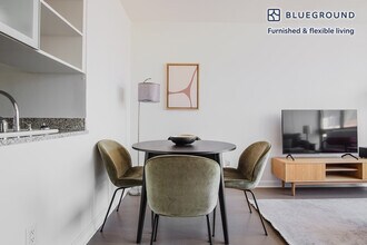 500 W 56th St in New York, NY - Building Photo - Building Photo