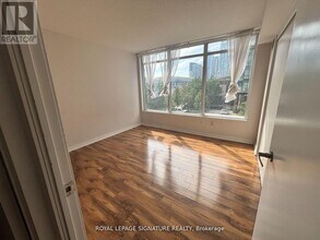 15 Brunel Ct in Toronto, ON - Building Photo - Building Photo