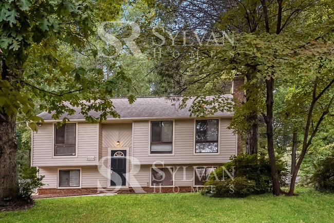 8714 Eaglewind Dr in Charlotte, NC - Building Photo - Building Photo