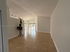 15448 SW 143rd Terrace in Miami, FL - Building Photo