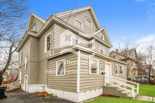 271 Kirk Ave in Syracuse, NY - Foto de edificio - Building Photo