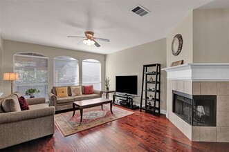 5701 Jewel Dr in McKinney, TX - Building Photo - Building Photo