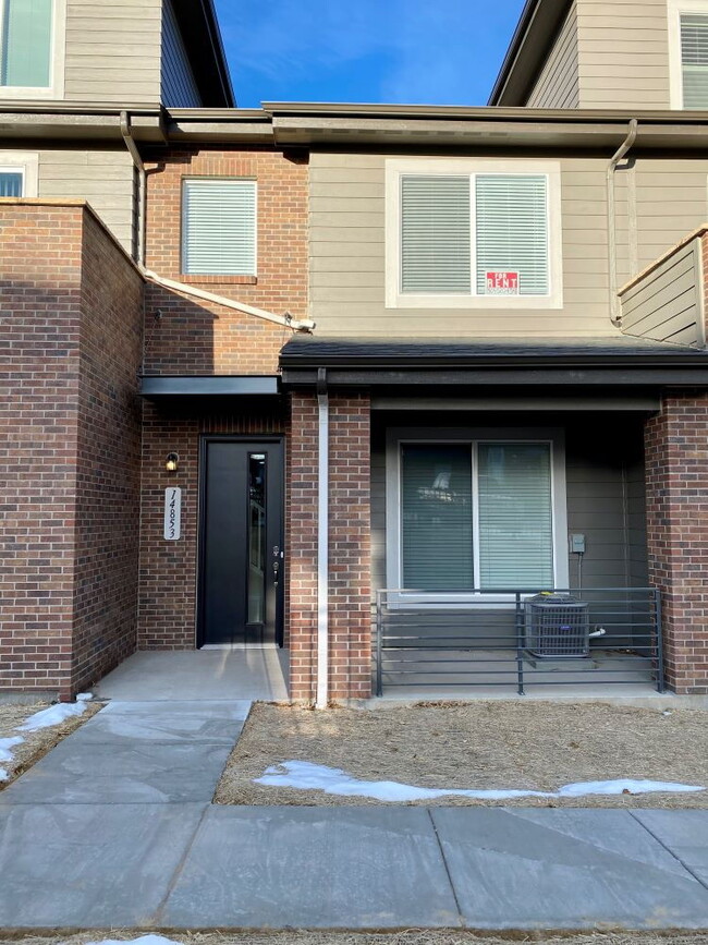 14853 E Belleview Dr in Aurora, CO - Building Photo - Building Photo