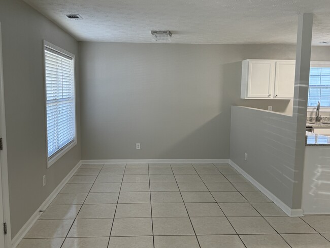2001 Patterson Park Dr