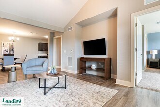 305 Laredo Dr in Cocoa, FL - Building Photo - Building Photo